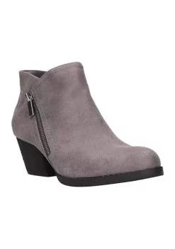 Bella-Vita Bobbi Comfort Booties -Bella-Vita || Summerfield Terrace Shop Belk 139