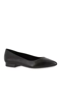 Bella-Vita Vivien Flat -Bella-Vita || Summerfield Terrace Shop Belk 435