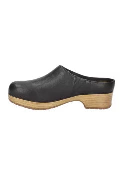 Bella-Vita Motto Slip Resistant Clogs -Bella-Vita || Summerfield Terrace Shop Belk 552